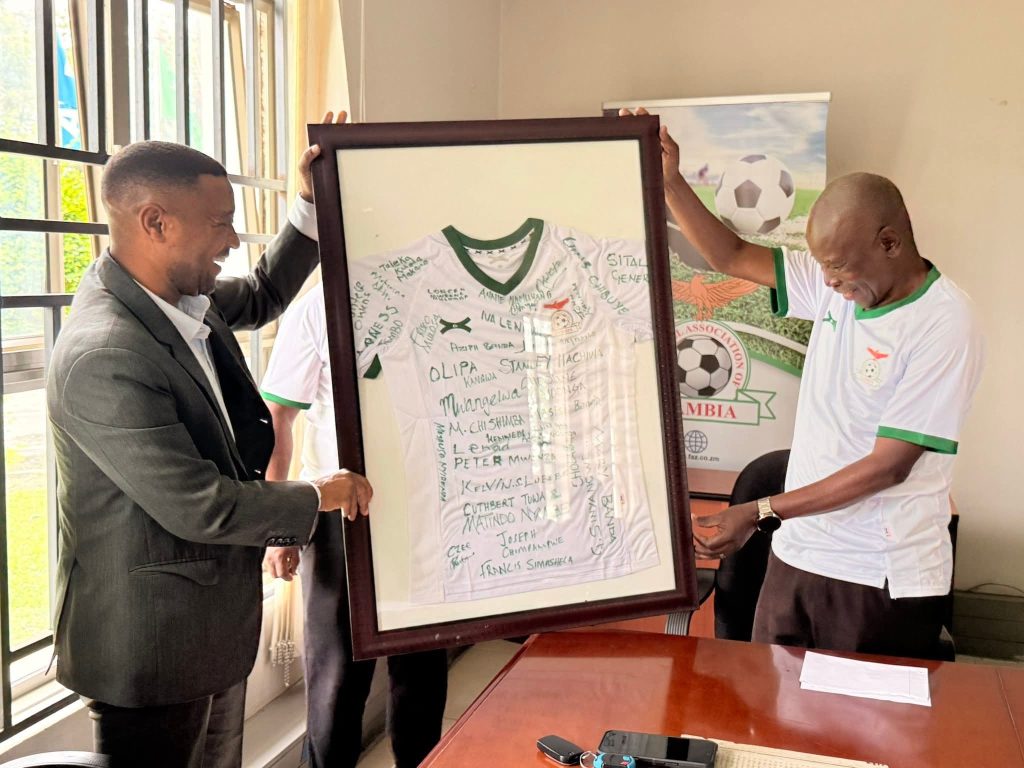 FAZ staff celebrate first salary increase in nine years